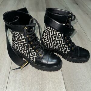 Balmain boots only worn a couple times size 37